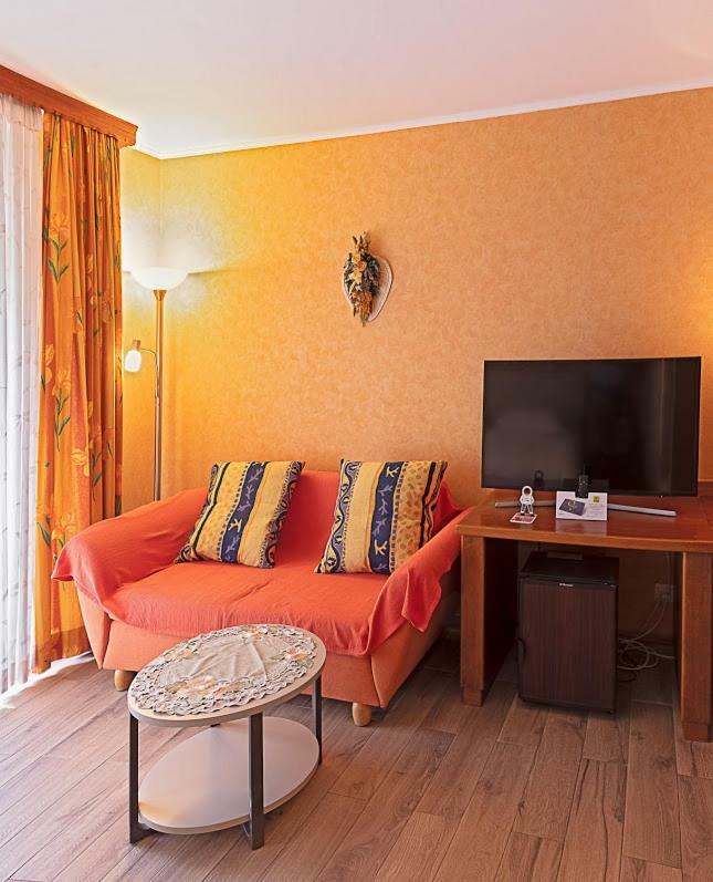 Hostellerie Val Fleuri Mersch Exterior foto